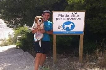 Raul-con-su-perro-junto-al-car_54332063598_51347059679_342_.jpg