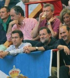 politicos-pp-toros11.jpg