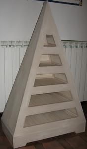 meublepyramideenduit-007.JPG