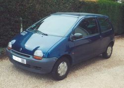 250px-Twingo-bleue-Toit-ouvrant.jpg