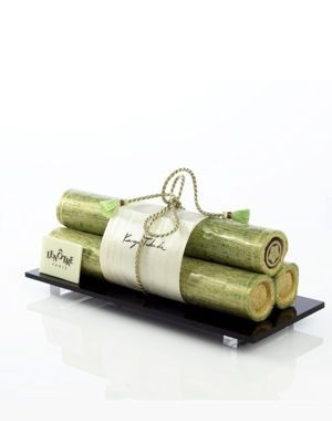 buche-kenzo-takada-lenotre-526051.jpg