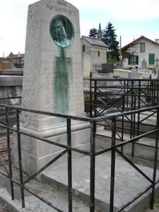 la tombe de la famille d' Adam Mickiewicz