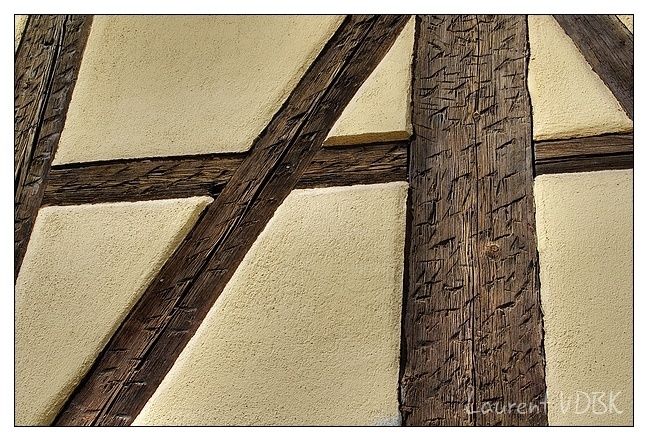 Alsace---Turckheim---Stries sur les colombages