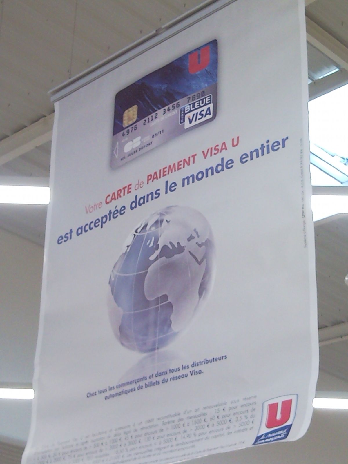 U y va aussi de sa carte co-brandée - Retail-distribution by Frank Rosenthal