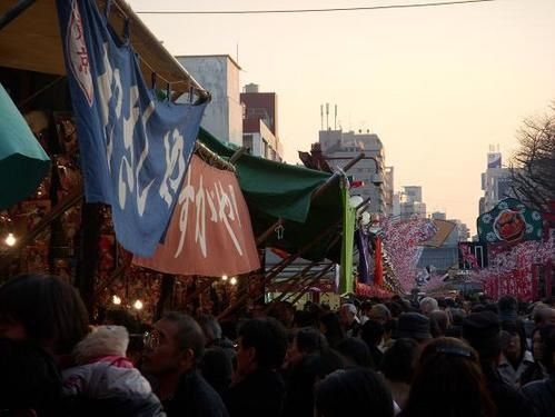 Asakusa-hagoita-ichi-15.jpg