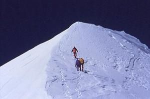 exp-hor-makaluII-arete-sommitale.jpg