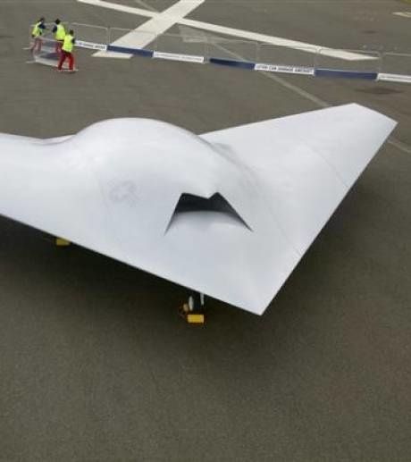 le-phantom-ray-effectuera-ses-premiers-tests-de-roulage-au-.jpg