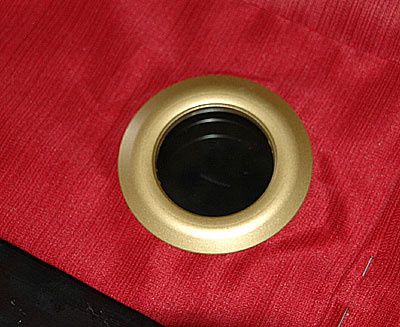 Comment poser des oeillets de rideaux clipsables - Le blog de Malvica Comment poser des oeillets de rideaux clipsables - Le blog de Malvica