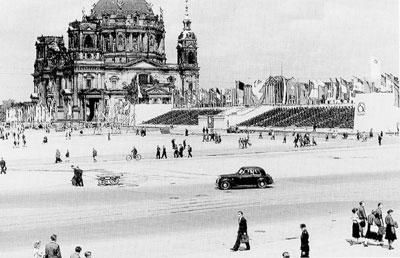 Berliner-Schloss-1951.jpg
