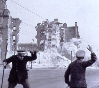 Berliner-Schloss-eff-1945.jpg