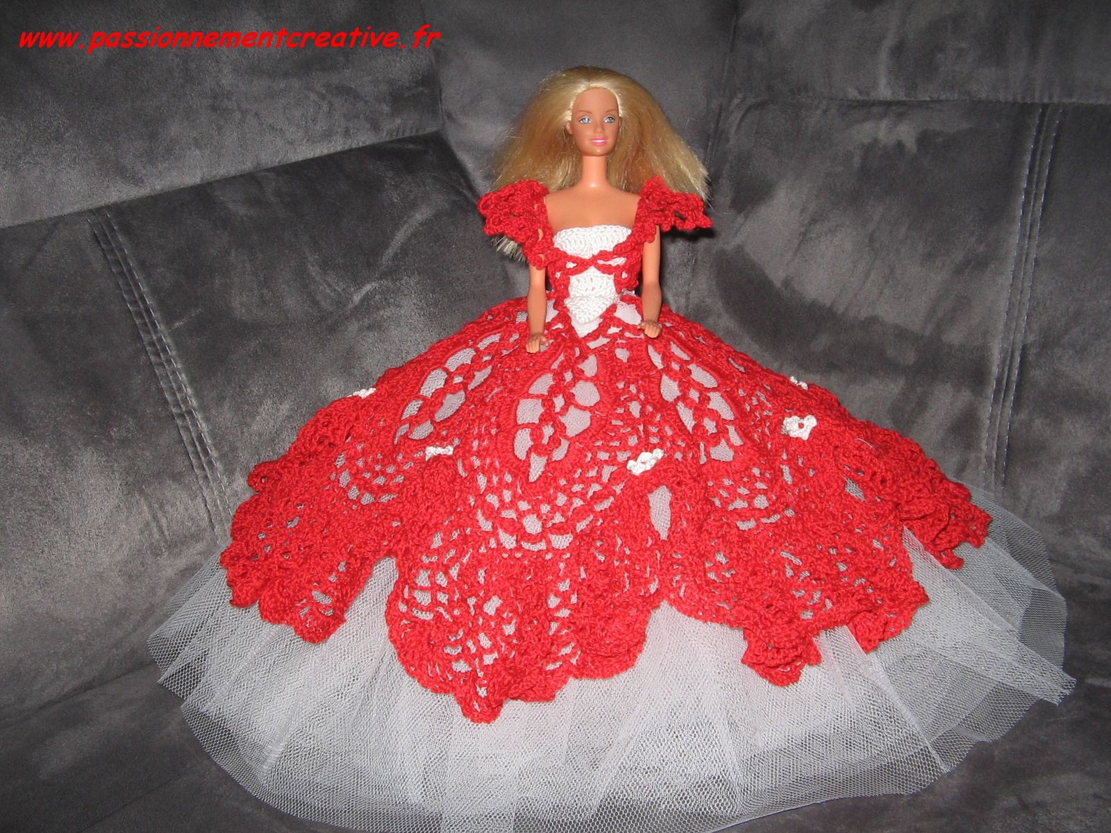 Tutoriel Barbie - Barbie Princesse Rouge 2014 - Passionnement Créative