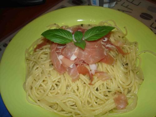 Spaguetti-au-citron-et----la-sauge.jpg