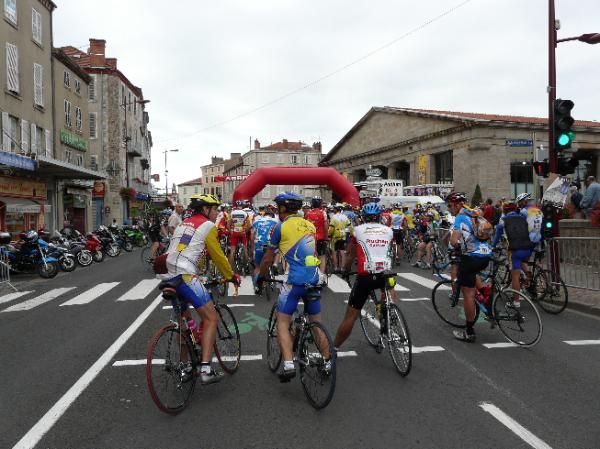 juste avant le départ de la Raphaël Géminiani (le 142 km)