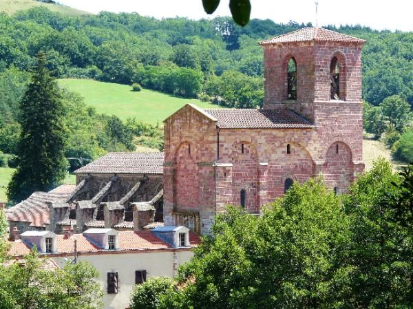 Abbatiale Saint Sébastien (XIIème siècle)