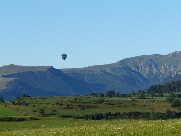 beaucoup de montgolfières ce matin