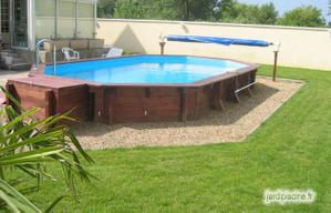 terrasse autour d une piscine hors sol