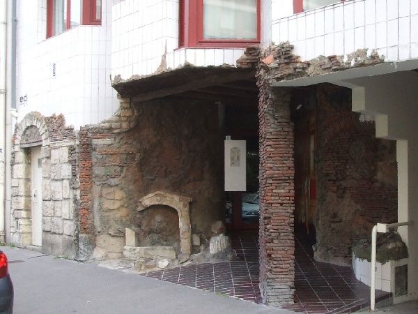Rue-Nicole.jpg