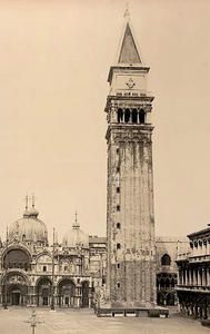 campanile-saint-marc-venise-en-1870.jpg