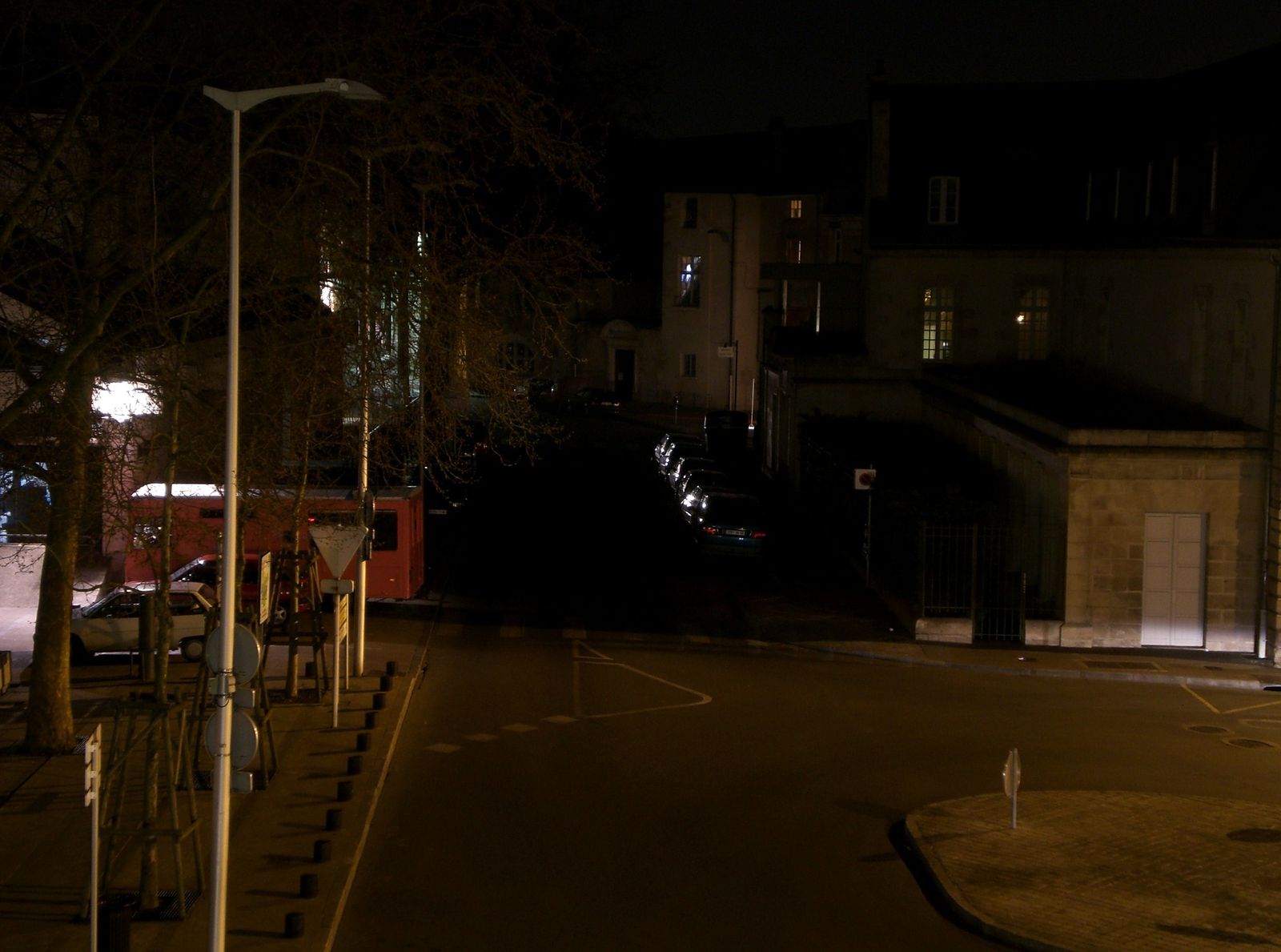 Rue-de-l-Universite-et-black-out.JPG