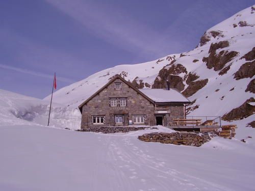 Wildhornhütte