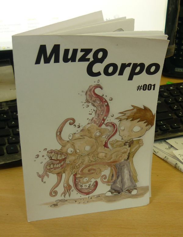 MuzoBook001