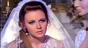 Rosso-segno-della-follia-3.jpg
