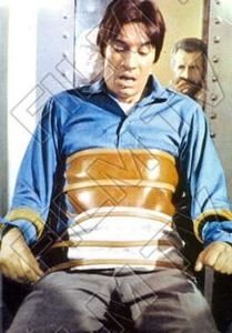 Uomo-dagli-occhi-di-ghiaccio-3.jpg