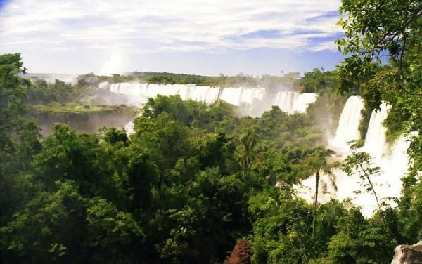 Chutes-d-Iguaz---cot---argentin.jpg