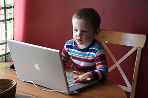 enfant-ordinateur.jpg