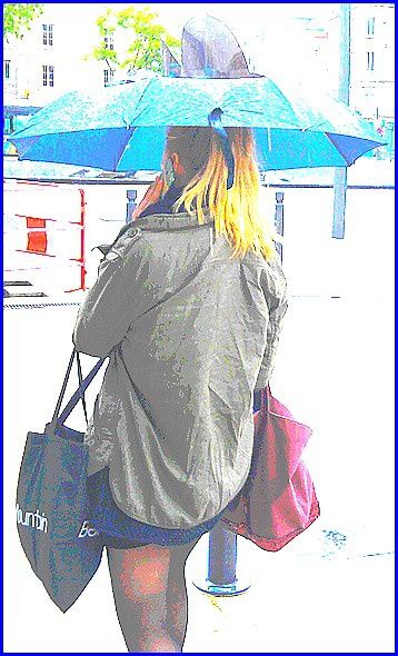 parapluie bleu s