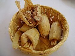 250px-Tamales_de_frijol_de_Tequixquiac.JPG