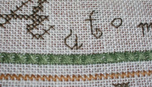 acorns-d-tail-point-1.jpg