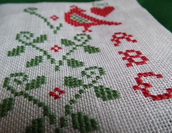 pique-aiguilles-avant-broderie.jpg