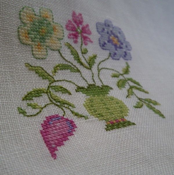 Dmc-efl-rose.jpg