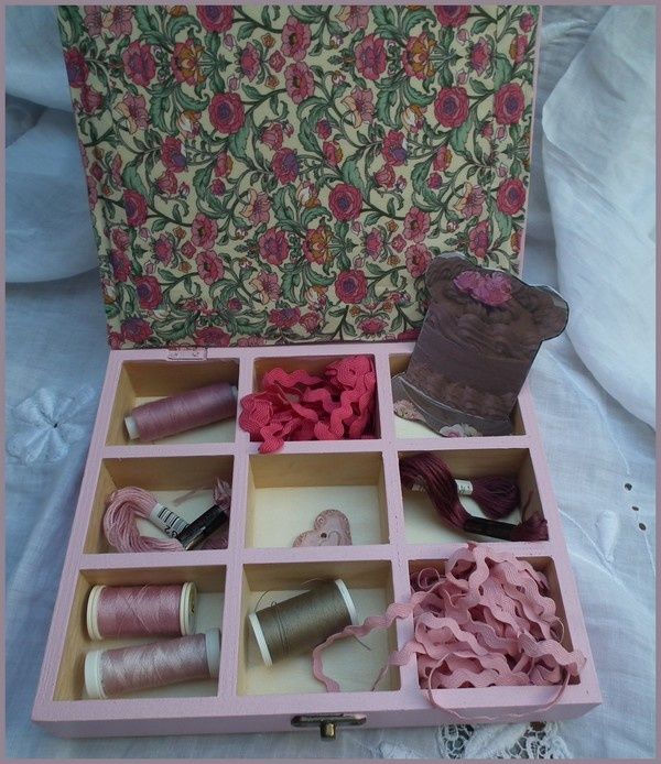 boite-rose-ouverte.jpg