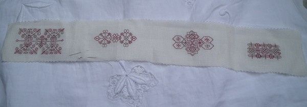 cas-bl-ttes-broderies-en-bande.jpg