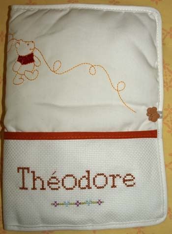 broderie carnet de santé