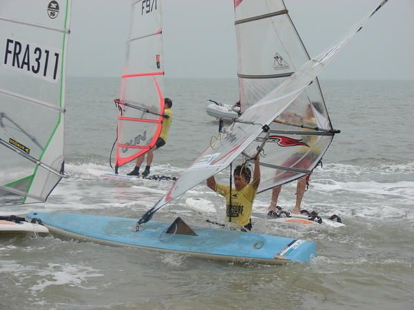 Windsurfing33 • Afficher le sujet - Quelle board pour naviguer hors  planning ?