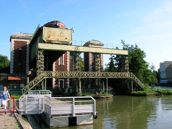 Ascenseur à bateaux des Fontinettes à Arques