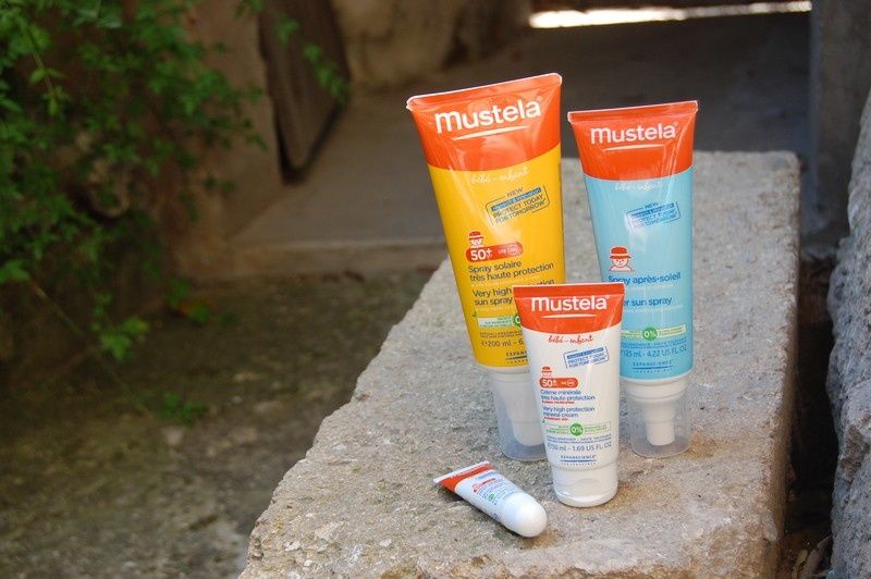 Gamme solaire enfant mustela