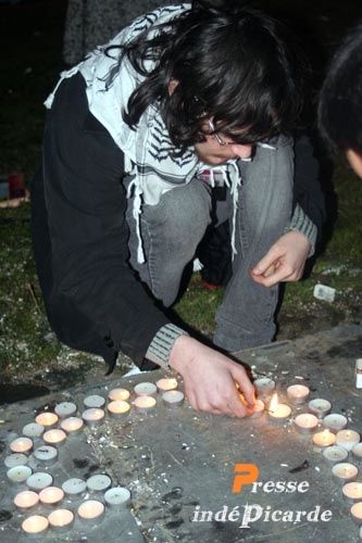 rassemmblement place Gambetta Leïla Chahid à Amiens pour un débat sur la Palestine