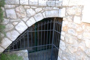 Cave-Saint-Jean-DSC_0022-w.jpg