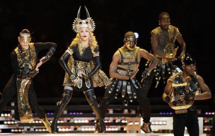 Watch Madonna at Super Bowl in Indianapolis - February 5, 2012
