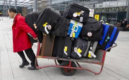 Material Girl Madonna and her 25 pieces of luggage - Madonna Fans' World