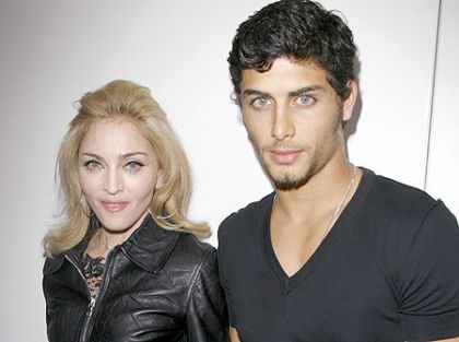 Madonna and Jesus to go to Lourdes in France on August 16, 2010