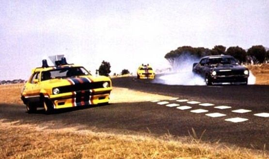 madmax-interceptor-bigbopper-pursuitspecial-01