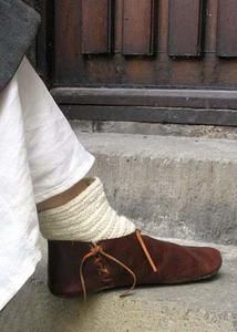 Chaussures médiévales - Le blog de leonide