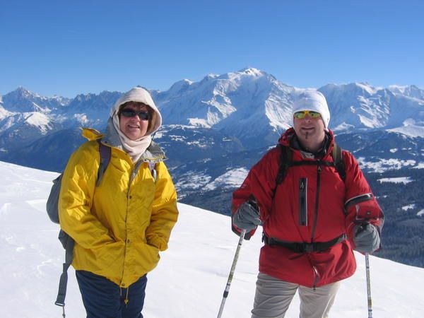 Anne et Cédric devant le Mont-Blanc