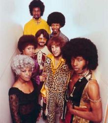 220px-Sly-family-stone-1969-promo.jpg
