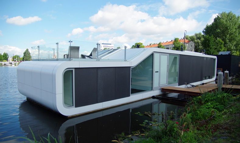 Villa sur l\'eau, une péniche? - Multiviews BTP Villa sur l\'eau, une péniche? - Multiviews BTP